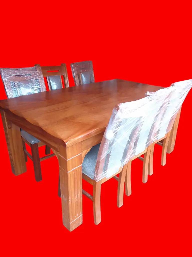 Dinning set (6 seater, Natural mahogany colour)