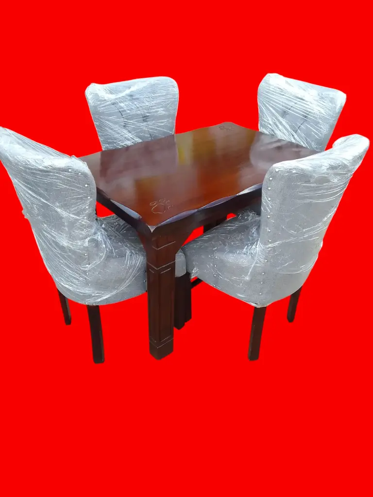 Dinning set  (4 seater, Natural mahogany colour)