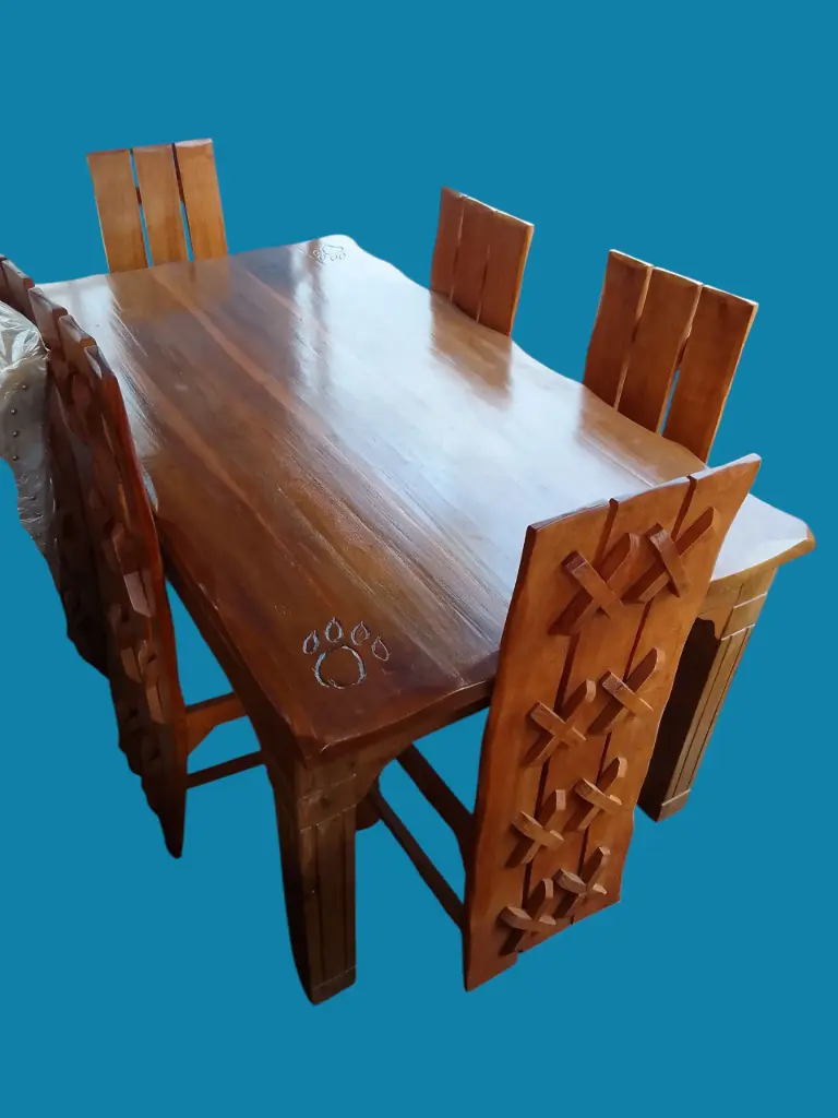 Dinning set  (6 seater, Natural mahogany colour)