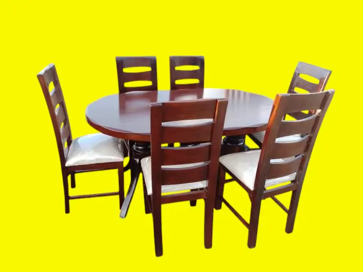 Dinning table  (6 seater, Natural mahogany colour)