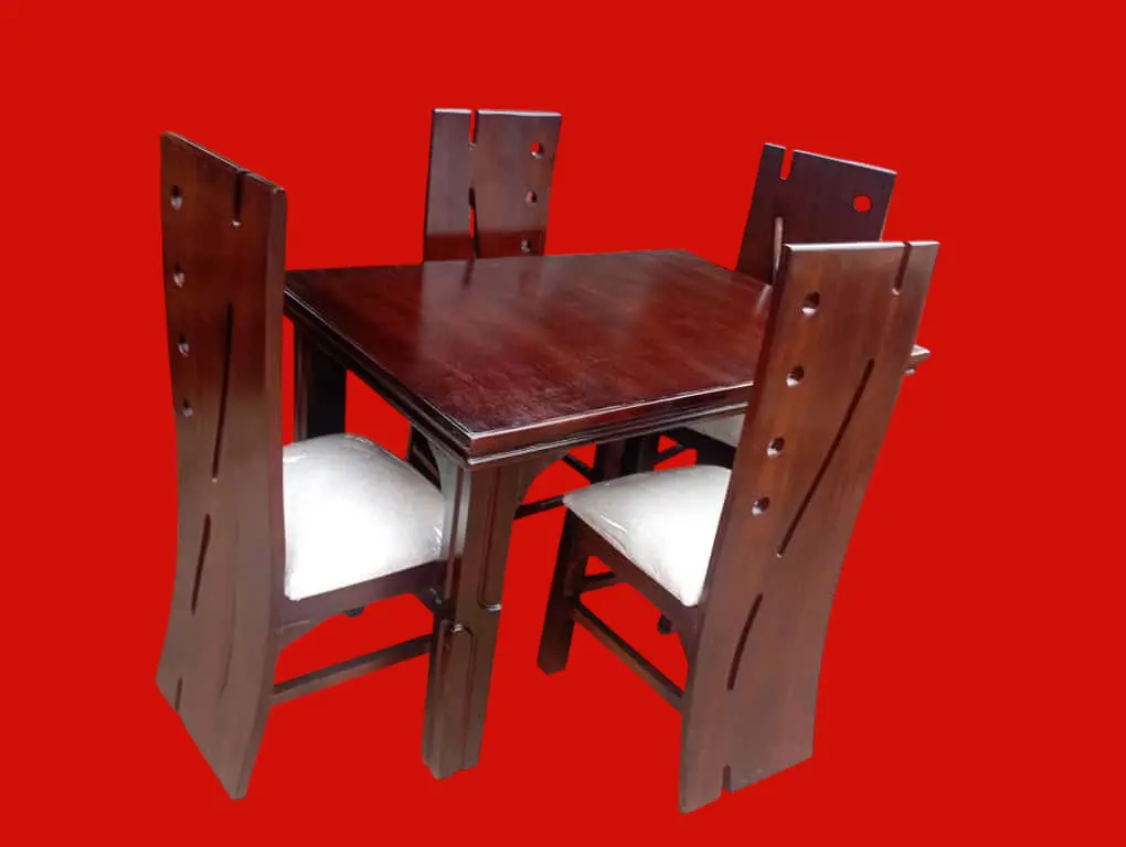 Dinning table  (4 seater, Natural mahogany colour)