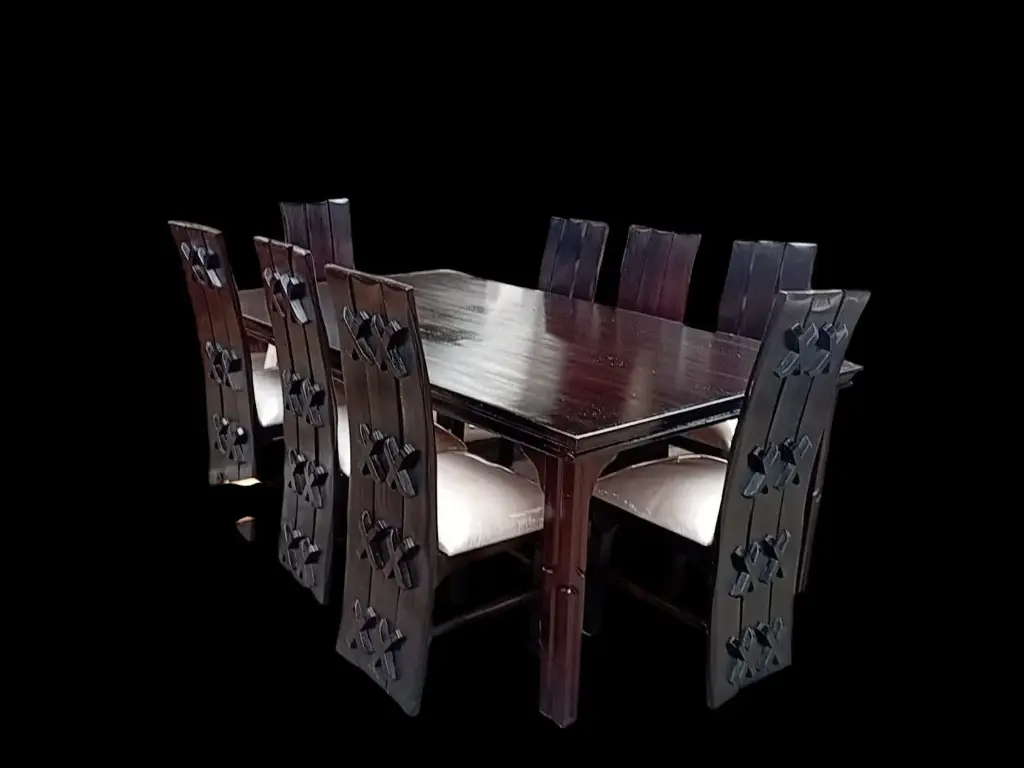 Dinning table  (6 seater, Natural mahogany colour)