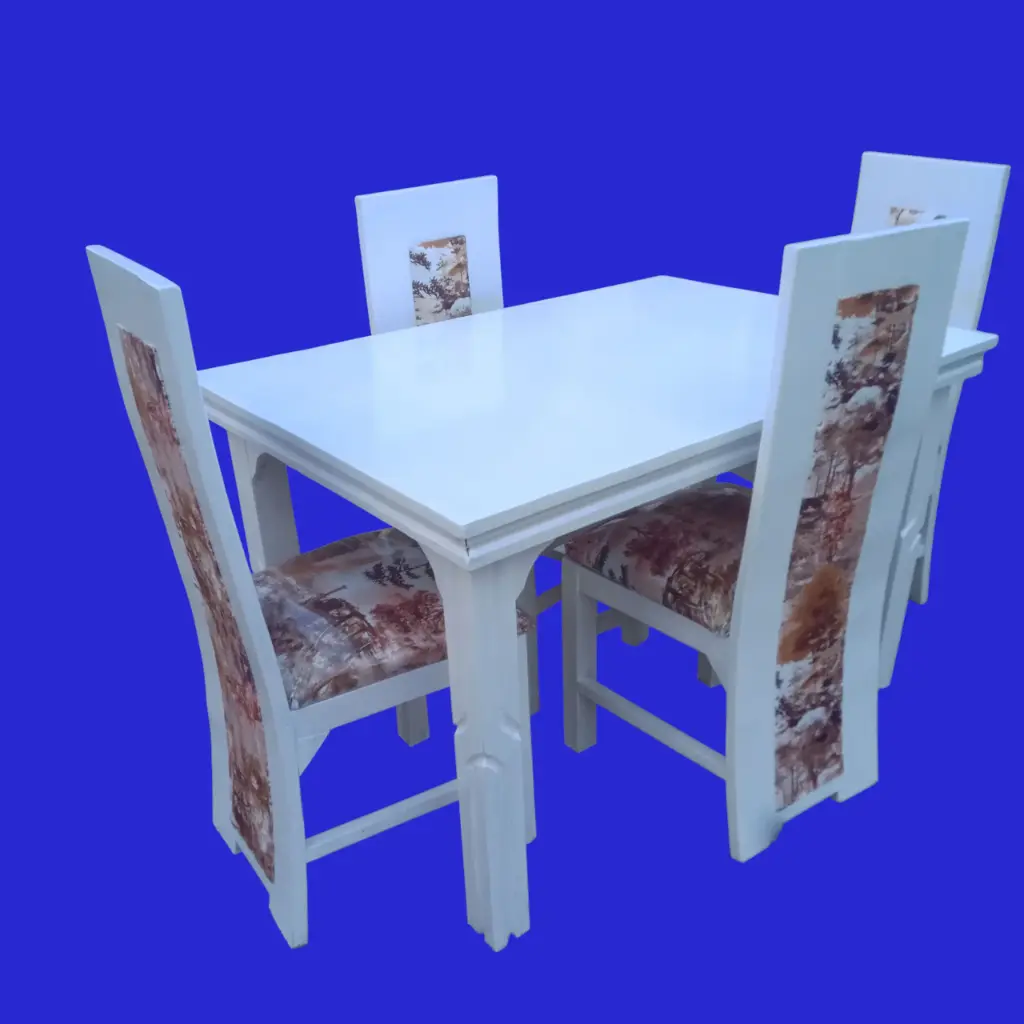 Dinning set  (4 seater, Natural mahogany colour)