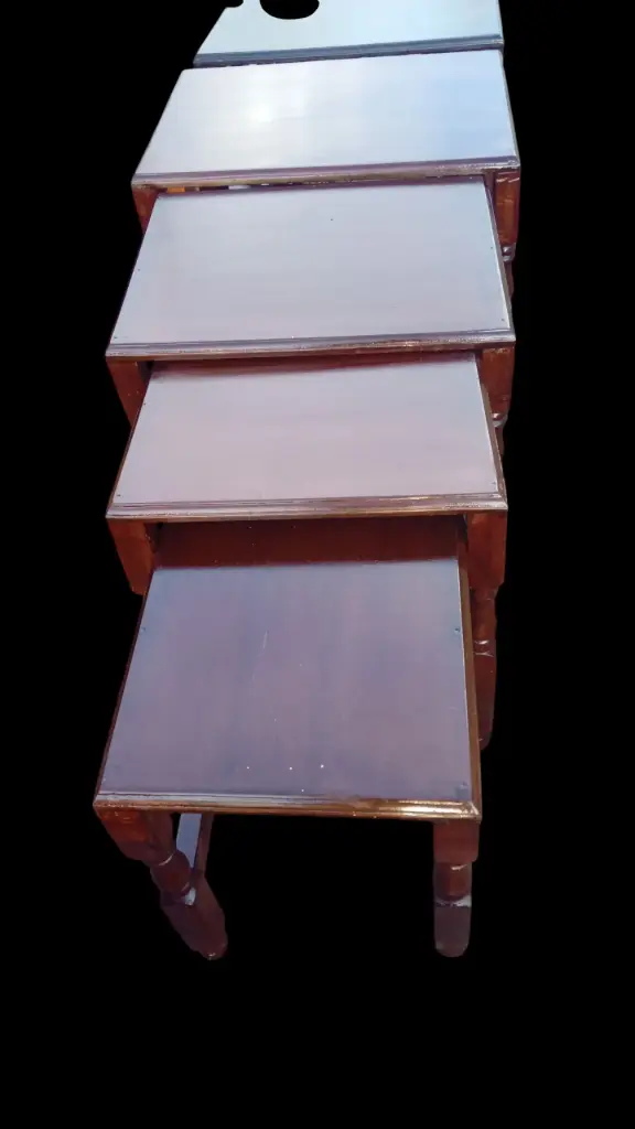 Nest of stools 