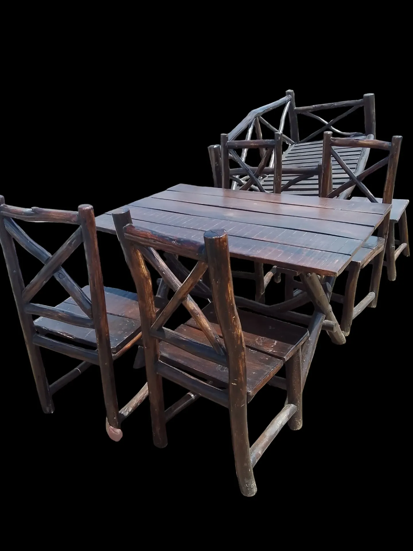 Outdoor dinning set  (4 chairs, Natural mahogany colour)