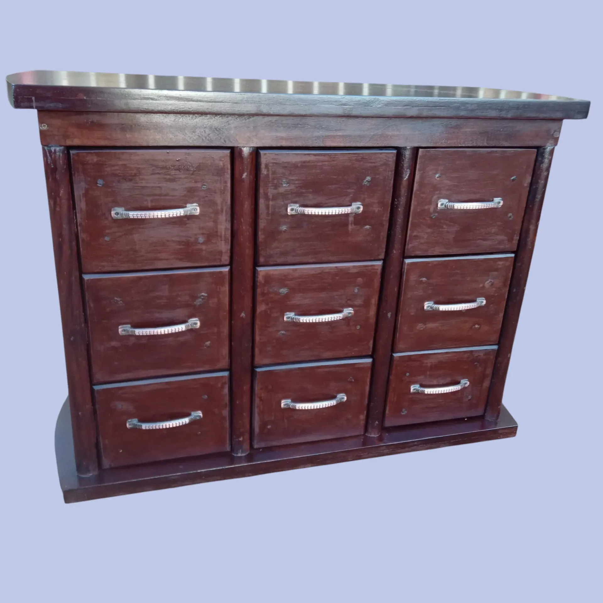 Chest of drawers